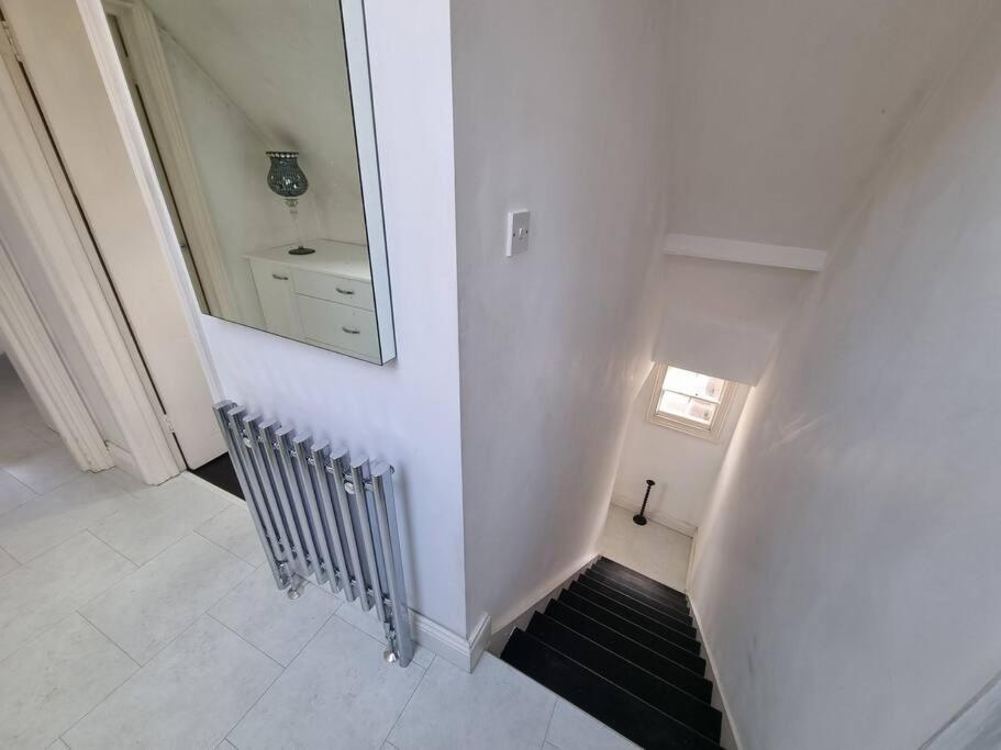 Beautiful Apartment In The Heart Of Rochester Rochester  Kültér fotó